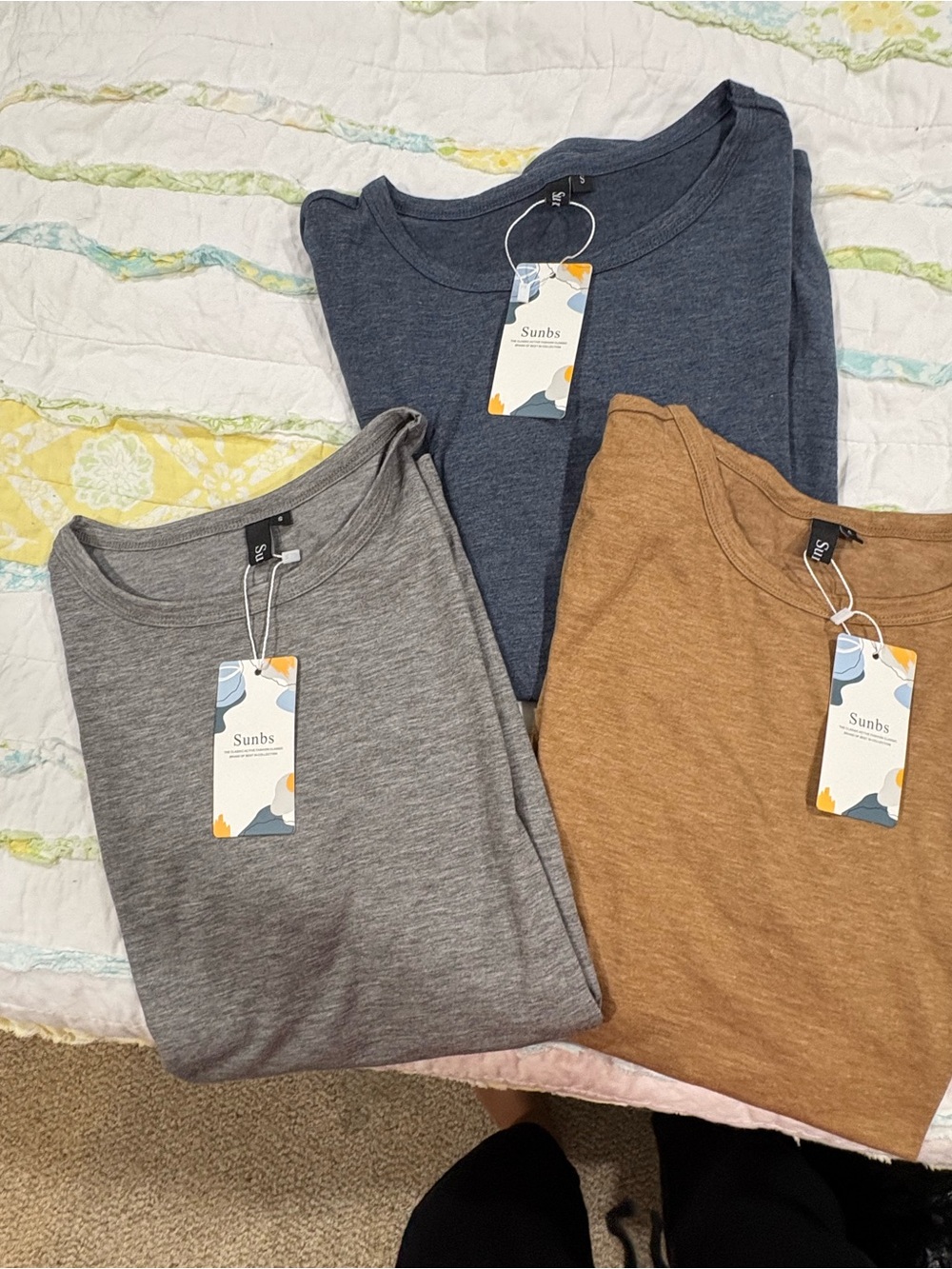 NWT Sunbs Women’s Basic T-Shirt 3 Pack Size Small Gray Blue Tan